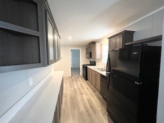 46000 Geddes Rd Unit 447, Canton, MI 48188