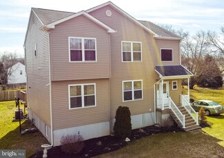 216 Jarvis Rd, Sicklerville, NJ 08081