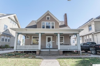 2325 Hanscom Blvd, Omaha, NE 68105