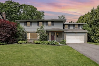 99 Grosvenor Rd, Rochester, NY 14610