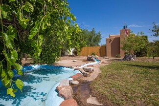 203 Wayne Rd NW, Albuquerque, NM 87114