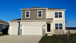 1048 34th St SE, Altoona, IA 50009