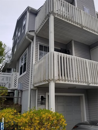 3 Quail Ct, Englewood, NJ 07631