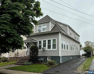 19 John St, Garfield, NJ 07026