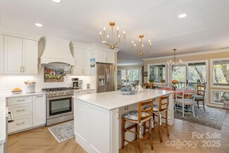 123 Burning Tree Ln, Flat Rock, NC 28731