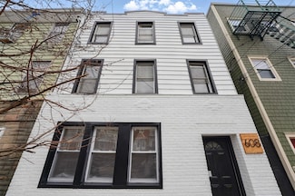 608 Palisade Ave, Jersey City, NJ 07307