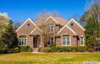 2964 Elk Meadows Dr SE, Brownsboro, AL 35741