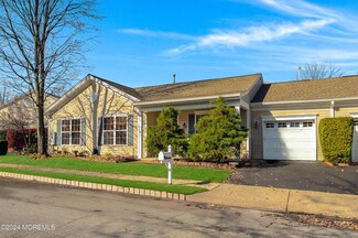 7 Autumntide Dr, Lakewood, NJ 08701