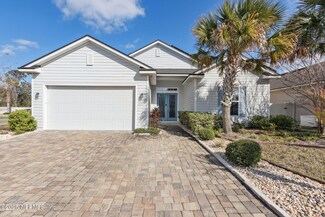 2700 Sea Grape Dr N, Fernandina Beach, FL 32034