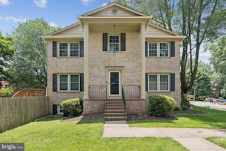 7401 Willshire Hunt Ct, Springfield, VA 22153