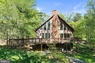 2107 Lenape Terrace, Canadensis, PA 18325