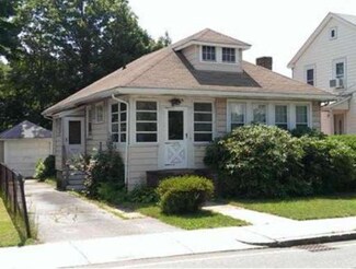 38 Robertson St, Quincy, MA 02169