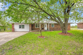 6276 N Alan Ave, Willard, MO 65781