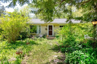 18 Douglas St, Brunswick, ME 04011