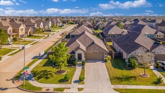 1965 Matilda Gardens Ln, Houston, TX 77089