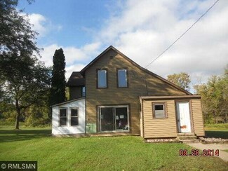 18101 E Sioux Vista Dr, Jordan, MN 55352
