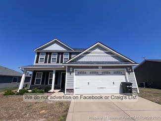838 Screech Owl Dr, Hope Mills, NC 28348
