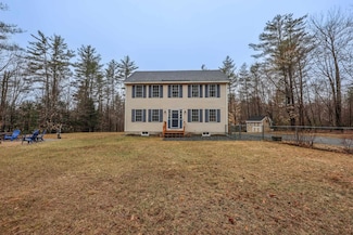 286 Bee Hole Rd, Loudon, NH 03307