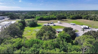 5435 45th St, Vero Beach, FL 32967