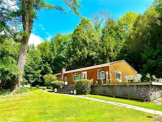 12 Mesmer Hill Rd, Callicoon, NY 12723