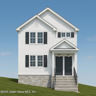 556 Drumgoole Rd E, Staten Island, NY 10312