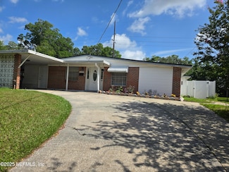 7717 Knoll Dr N, Jacksonville, FL 32221