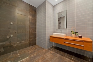 420 W 25th St Unit 3C, New York, NY 10001