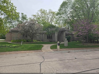 995 Highland Springs Ct, Oneida, WI 54155