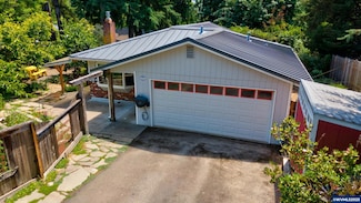1378 SW Taylors Ferry Ct, Portland, OR 97219