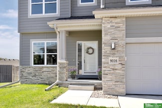 9016 N 171st St, Bennington, NE 68007