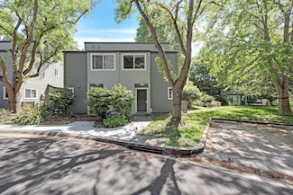 127 Temescal Cir, Emeryville, CA 94608