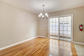 12 Edwin St, Carteret, NJ 07008