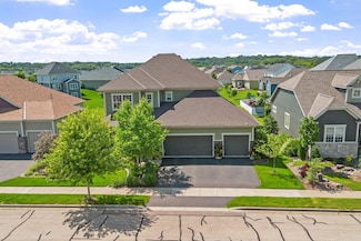 216 Prairie Way N, Bayport, MN 55003