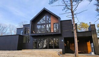 913 Peninsula Point Rd, Shakopee, MN 55379