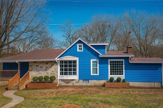 320 N Fairview Ave, Liberty, MO 64068