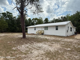143 Desoto Dr, Florahome, FL 32140