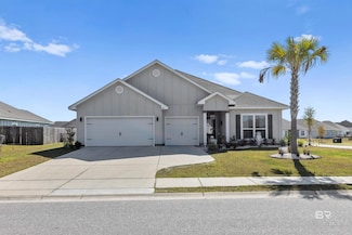 485 Shepard St, Gulf Shores, AL 36542