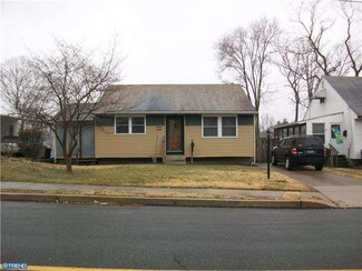 1008 Station Ave, Glendora, NJ 08029