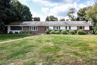 91 Ewing Rd, Mc Kees Rocks, PA 15136