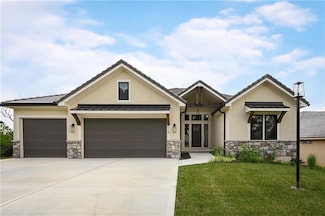 119 Teton Ridge, Lake Winnebago, MO 64034