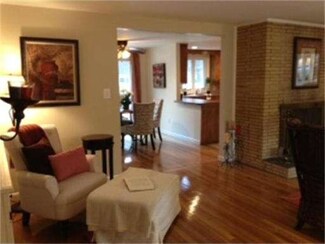 24 Fillmore St, Beverly, MA 01915