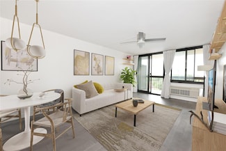 152-18 Union Turnpike E Unit 12-T, Flushing, NY 11367