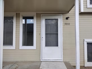5544 S Gold Unit#300, Wichita, KS 67217