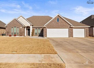 5332 Waterford Dr, Wichita Falls, TX 76310