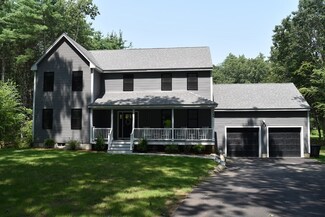 63 Locust St, Salisbury, MA 01952