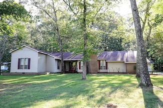 508 Oak Manor Dr, El Dorado, AR 71730