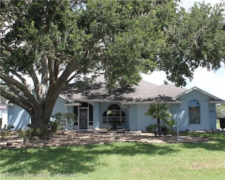 321 Duane Palmer Blvd, Sebring, FL 33876
