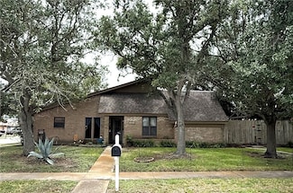 5953 Cinnamon Oaks Dr, Corpus Christi, TX 78414