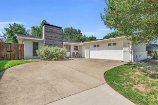 2952 Latham Dr, Dallas, TX 75229