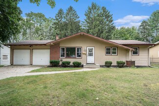 3641 Lancaster Dr, Kalamazoo, MI 49006